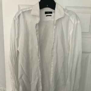 Hugo Boss men’s dress shirt.